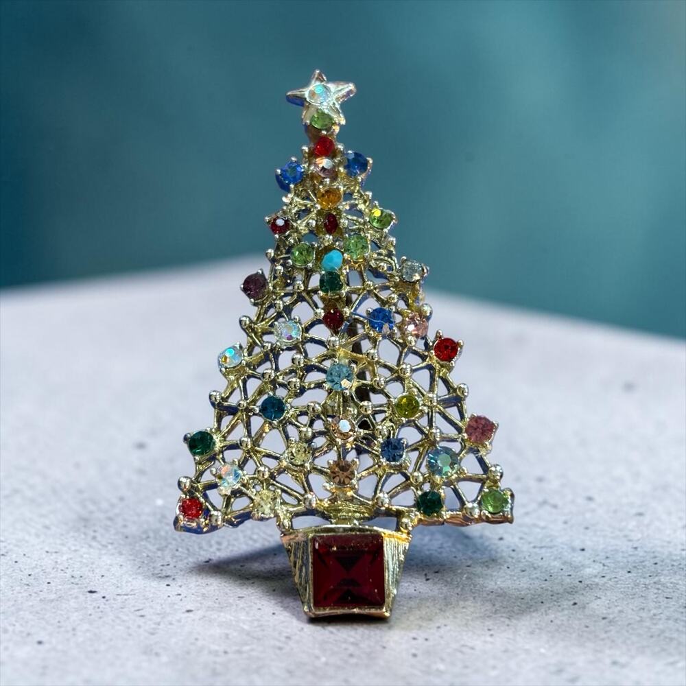 Vintage Christmas Tree Brooch Gold Tone Multicolor Rhinestone Holiday Pin